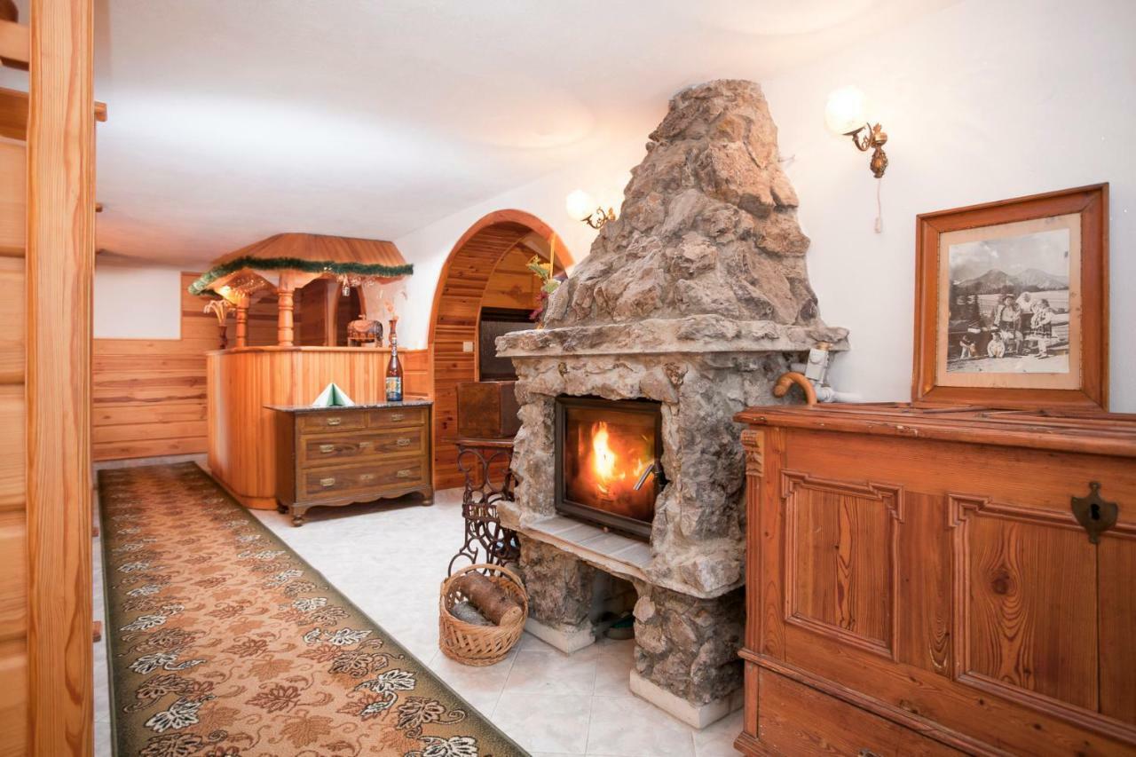 Privat Gallik Ждяр Экстерьер фото