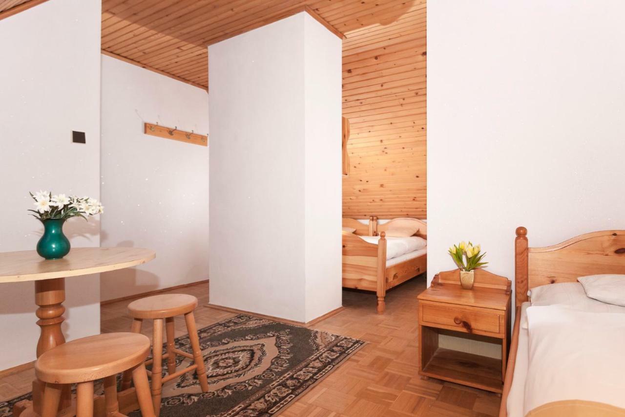 Privat Gallik Ждяр Экстерьер фото